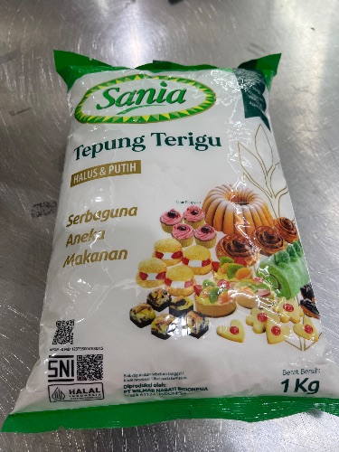 Sania tepung terigu 1kg