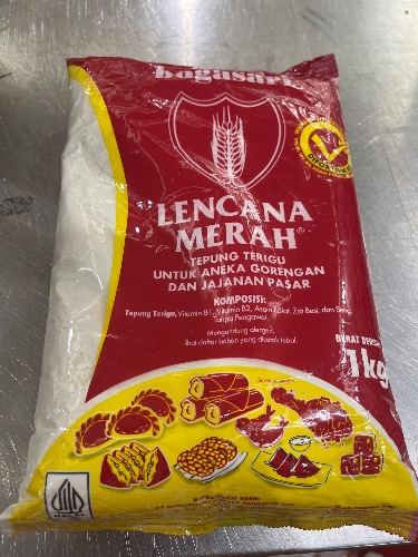 Lencana merah terigu 1kg wgn