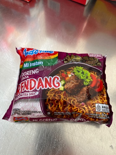 Indomie goreng rendang