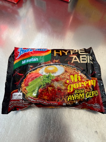 Indomie goreng ayam geprek 85gr